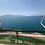 The Blue Horizon Отель *