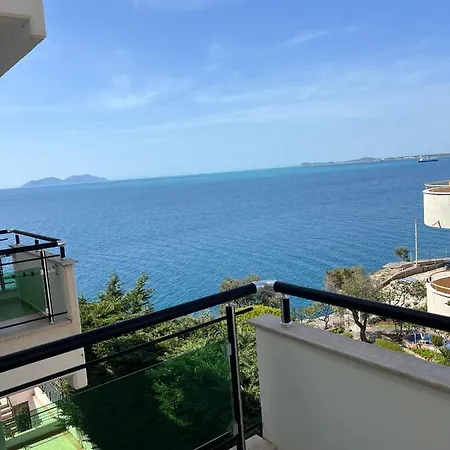 The Blue Horizon 호텔 Radhimë