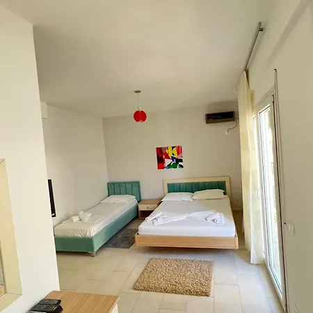 فندق The Blue Horizon Radhimë