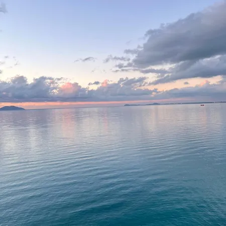 The Blue Horizon * Radhimë