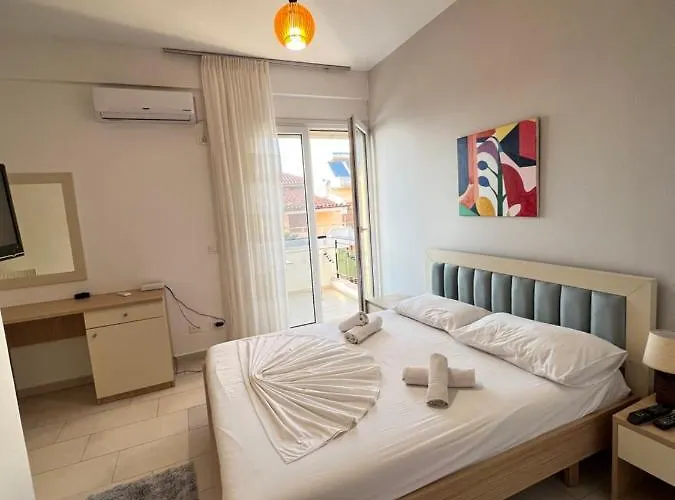 The Blue Horizon * Radhimë