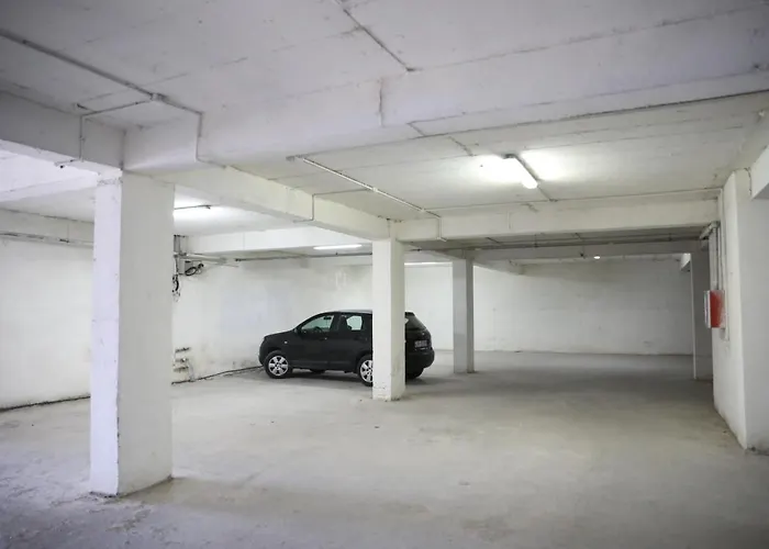 The Blue Horizon * Radhimë