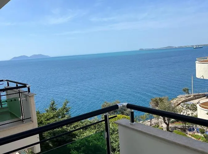 The Blue Horizon 酒店 Radhimë