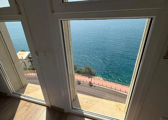 The Blue Horizon ホテル